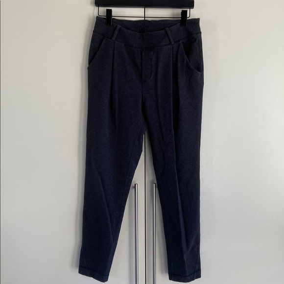 Lululemon Stress Less Joggers - Picture 4 of 14